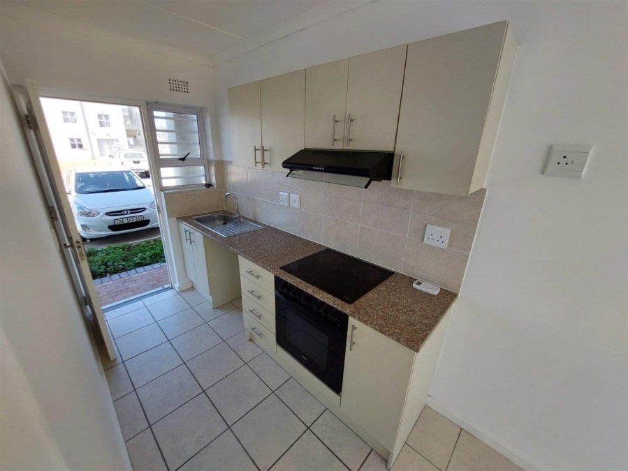 2 Bedroom Property for Sale in Muizenberg Western Cape